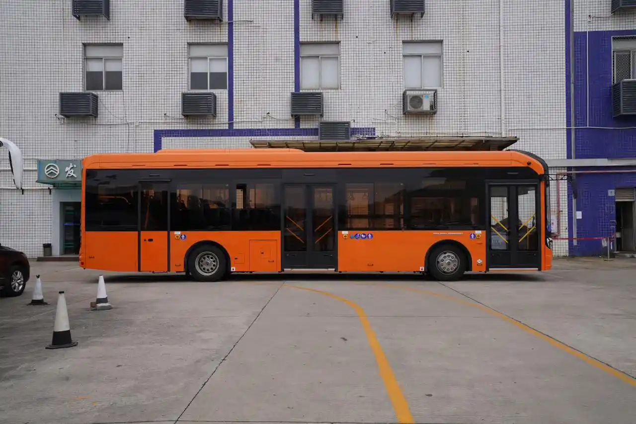 XML6125.D